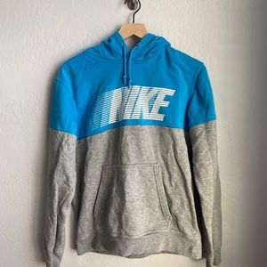 Nike pullover sweatshirt